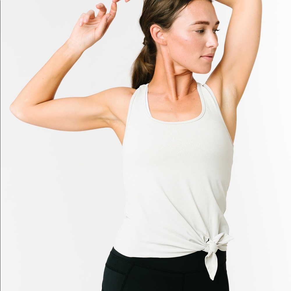 ZYIA Gray Knot just a cute tank